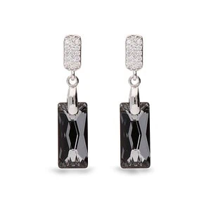 Ezüst fülbevalópár apró Swarovski-kövekkel kirakott felső résszel és hosszúkás, füstszürke Swarovski-kővel