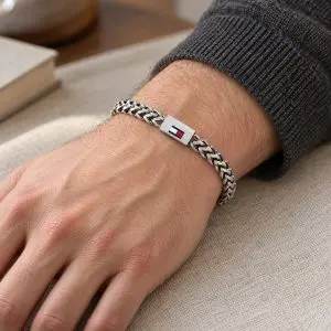 Tommy Hilfiger ezüst színű fonott nemesacél láncos karkötő mágneses zárral férfi csuklón